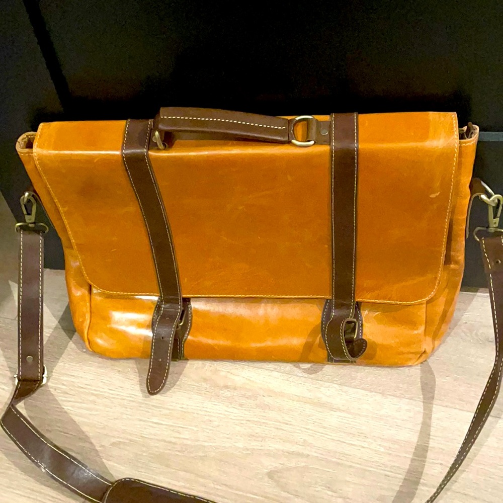 Real leather and hand made